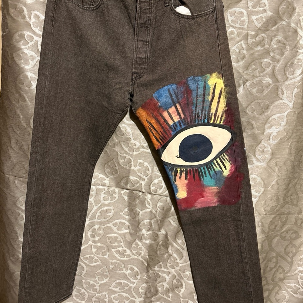 Levi's Straight Jeans with Eye Graphic - Brown